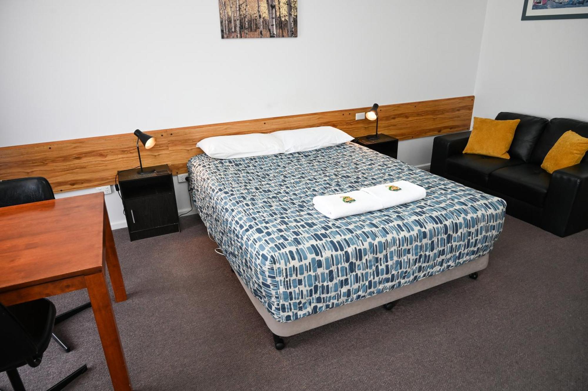 Holbrook Town Centre Motor Inn Eksteriør bilde