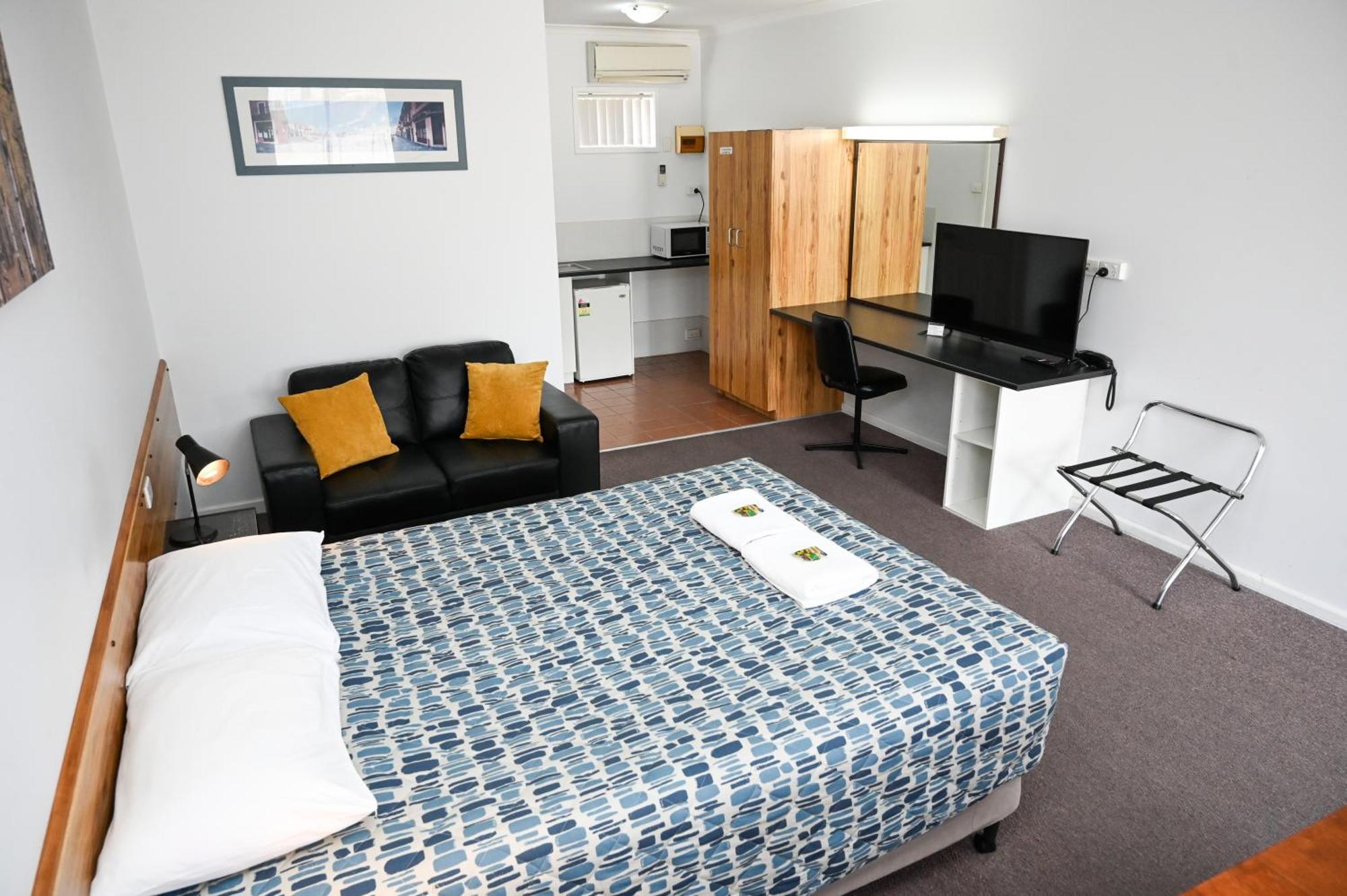 Holbrook Town Centre Motor Inn Eksteriør bilde