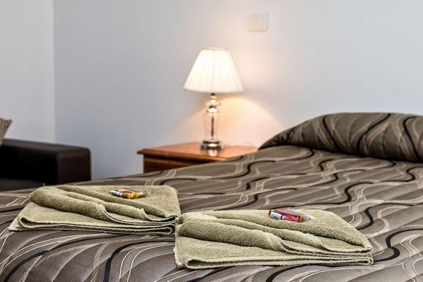 Holbrook Town Centre Motor Inn Eksteriør bilde