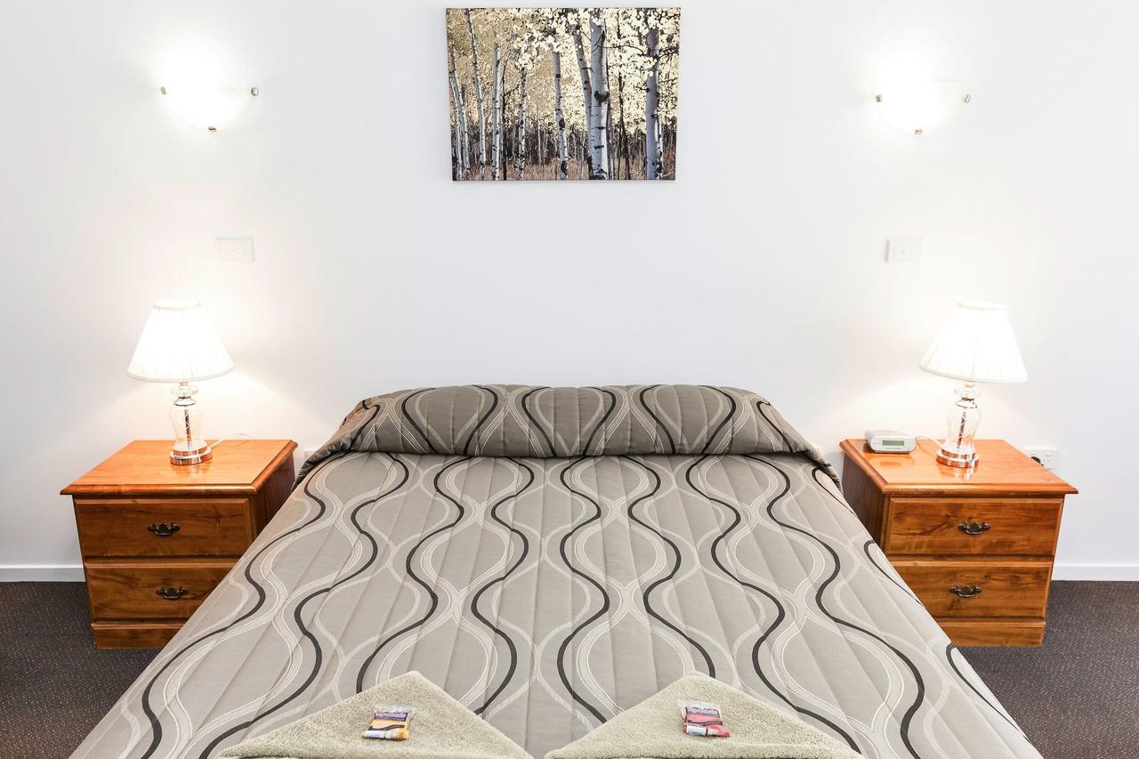 Holbrook Town Centre Motor Inn Eksteriør bilde