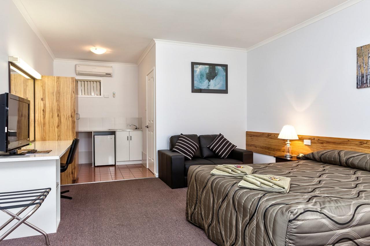 Holbrook Town Centre Motor Inn Eksteriør bilde